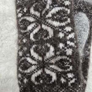 Handmade Goat Down Mittens Grey Brown Flower Pattern Winter Warm Hand‎ Knitted